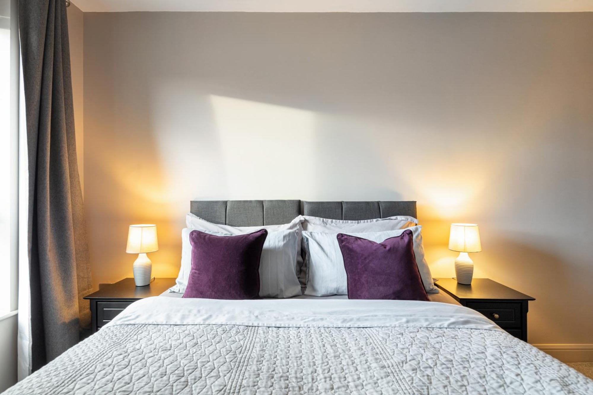 Excel, O2, Canary Wharf, London City Airport - Free Parking Exterior foto